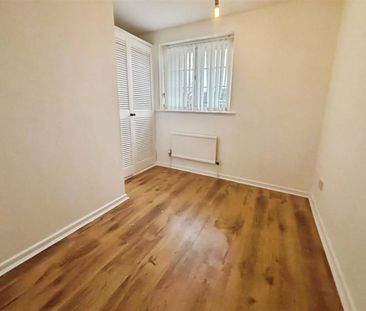 3 BED Detached house To rent - Photo 3