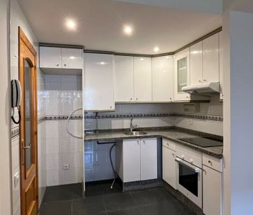 Alquiler de piso en Calle Puerto Pajares, 4 - Photo 4