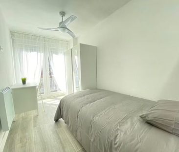 Calle del Mar de las Antillas, Madrid, Community of Madrid 28033 - Photo 5