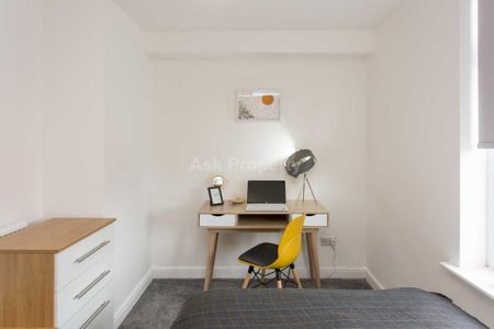 1 bedroom in a house share to rent - Photo 4