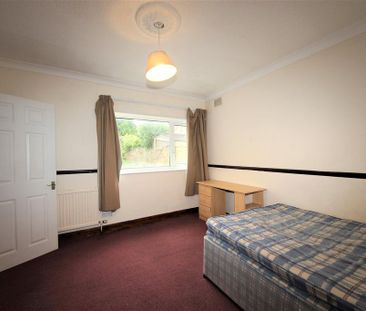 5 bedroom detached house to rent - Photo 4