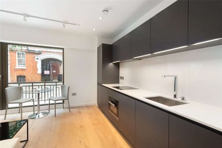 Impressive modern apartment in a beautiful boutique development (with concierge) in the heart of Westminster, just 0.2 miles (approx.) to St. James Park station. - Photo 5