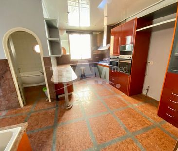 Location Appartement 4 pièces 179m² SETE 34200 - Photo 5