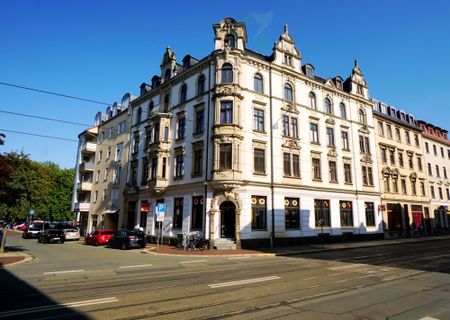 Stilvolle 2-Raum-Wohnung mit Erker in "Mitte-Nord" - Photo 2