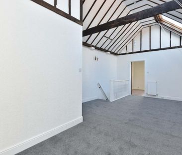 1 bedroom semi-detached house to rent - Photo 2