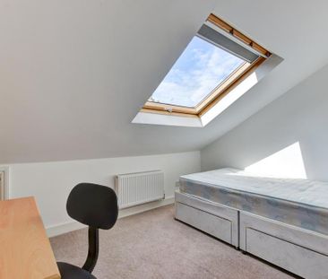 6 bedroom house to rent - Photo 3