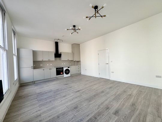 Holloway Road, London, N7 - Photo 1