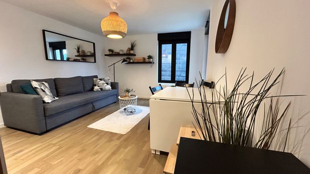 Location Appartement 1 pièce 23m² - Photo 1