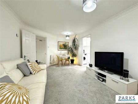 Saffron Gate, Wilbury Road, Hove, East Sussex, BN3 3XR - Photo 2