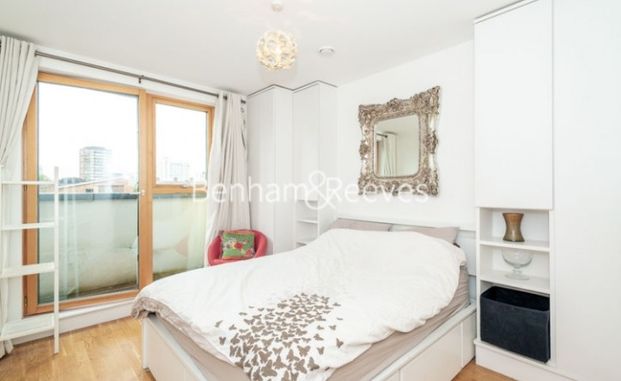 3 Bedroom flat to rent in New Kent Road, Surrey Quays, SE1 - Photo 1