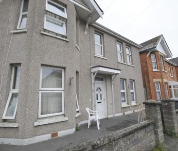 1 bedroom in a house share to rent - Photo 6