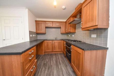 Stirrup Field, Golborne, WA3 - Photo 4