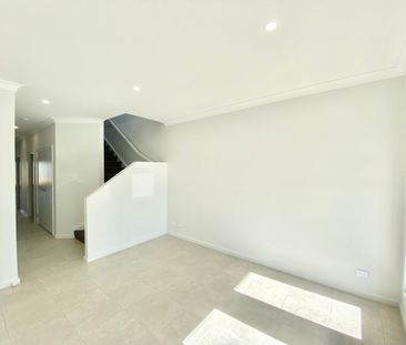 2 Brand New 4 Bedroom Duplexes - Photo 2