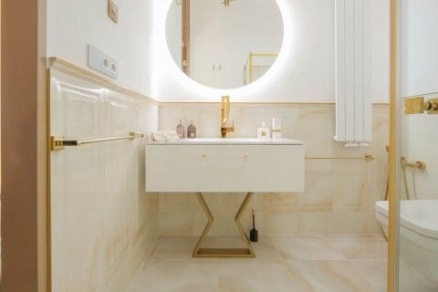 Alkotmány utca - Fotó 1