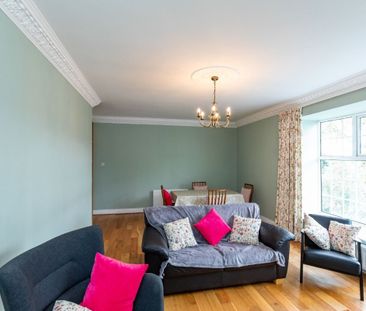 26 Thornhill Malone, Belfast BT9 6SP - Photo 1