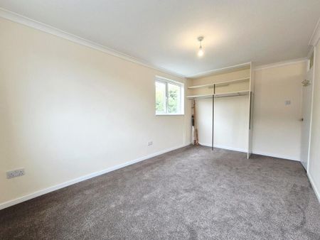 2 bedroom semi-detached house to rent - Photo 4