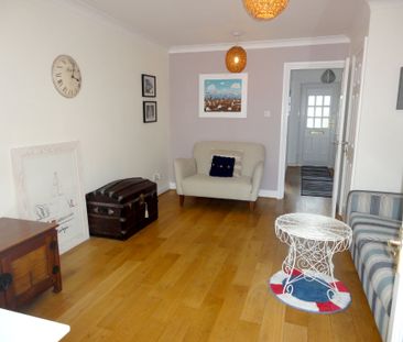 2 bedroom terraced house to rent - Photo 1