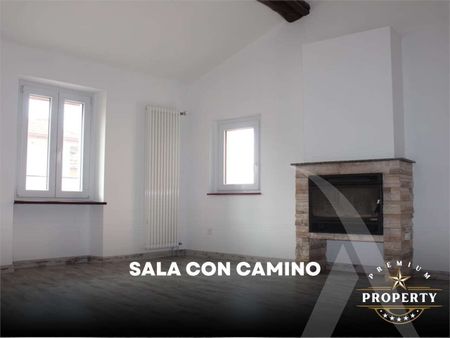 BEAUTIFUL APARTMENT IN THE HISTORIC CENTER - Photo 2