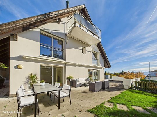 Row single-family house with lake view in best location in Zollikon - Photo 1