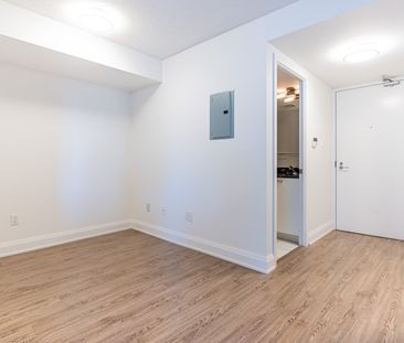 For Lease - 37 Grosvenor Street Unit# 1602, Toronto, Ontario - Photo 4