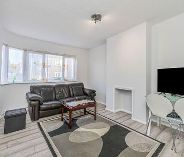 2 bedroom property to rent - Photo 3