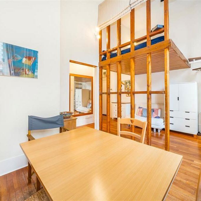 Studio to rent - Photo 1