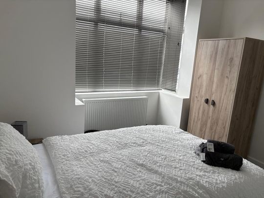 Room in a Shared House, Bearwood Road, B66 - Photo 1