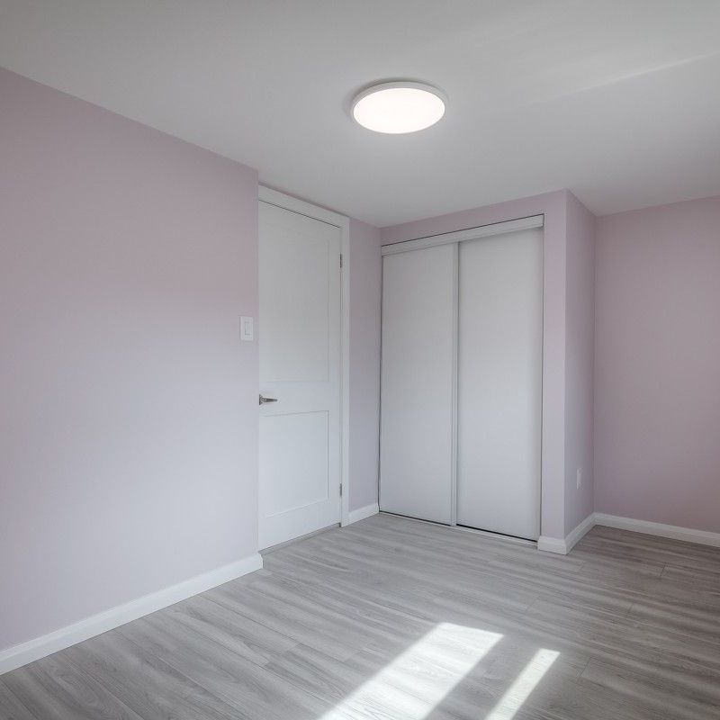 For Lease - 135 Jane Street Unit# 2, Toronto, Ontario - Photo 1