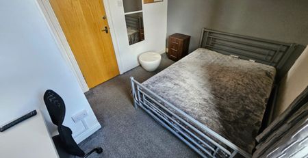 9 Pennington Street, Woodhouse, Leeds, LS6 2JP - Photo 4