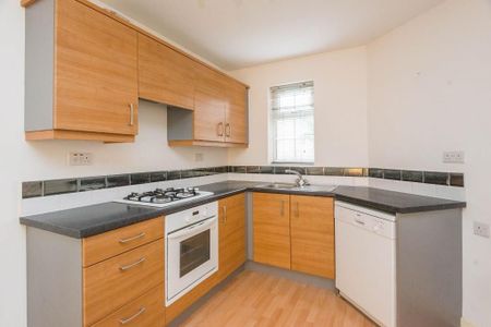 2 bedroom flat to rent - Photo 4