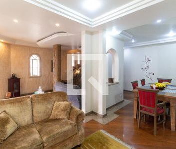 Casa para alugar com 180m², 3 quartos e 2 vagas - Foto 3