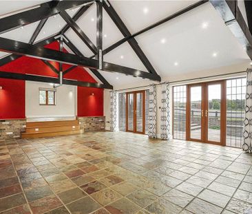 5 bedroom detached house to rent - Photo 2