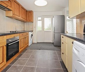 Long Meadow Way, Canterbury, CT2 7BT, Kent - Photo 2