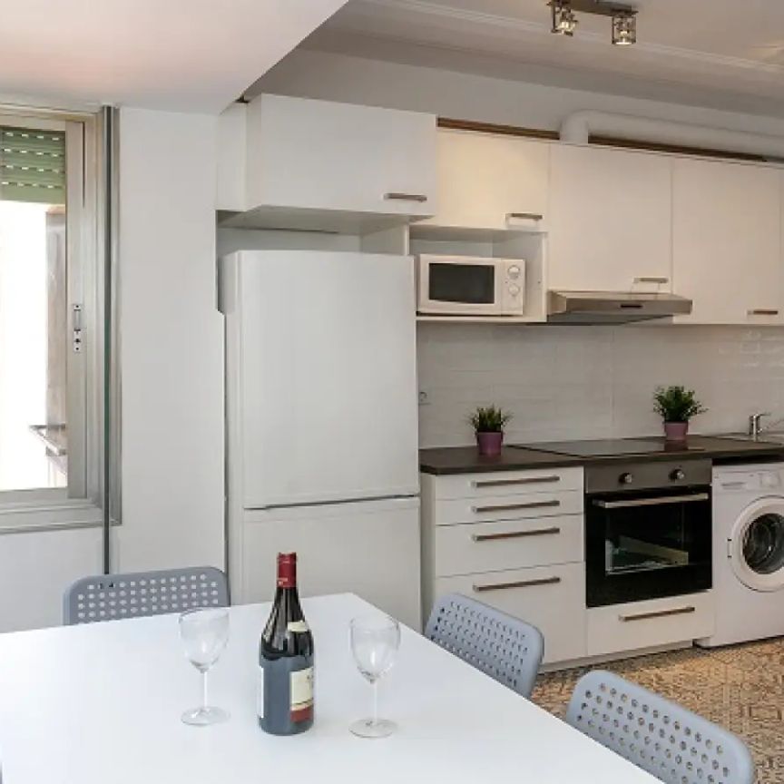 Shared apartment in Barcelona - Photo 1