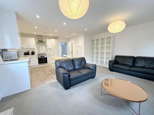 2 bedroom apartment to rent - Photo 1