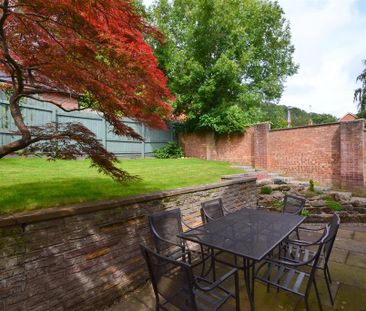 3 bedroom detached house to rent - Photo 3