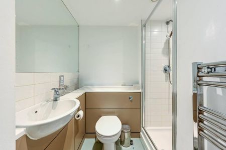 Studio to rent - Photo 5