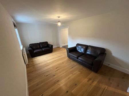 2 Bed Flat, Hillpark Court, EH4 - Photo 2