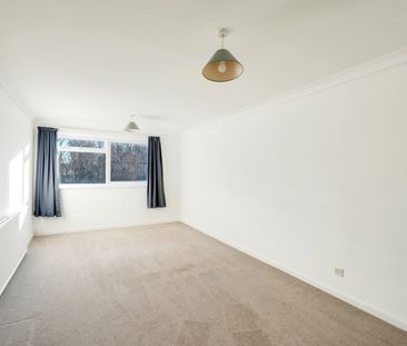 2 Bed Flat - Photo 4