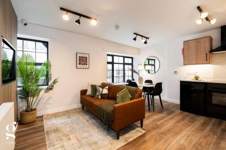 1 bedroom in a flat share to rent - Photo 2