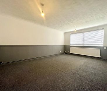 2 Bedroom Flat - Purpose Built To Let - Photo 5