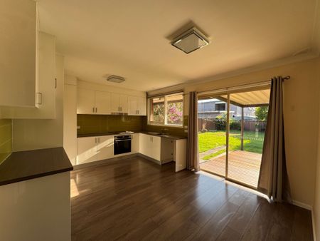 26 York Road, South Penrith - Photo 5