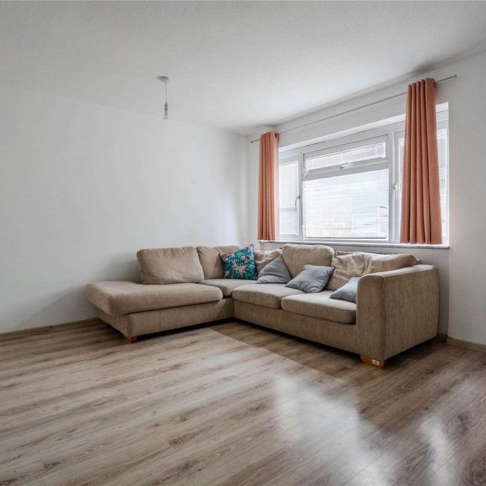 4 bedroom terraced house to rent - Photo 1