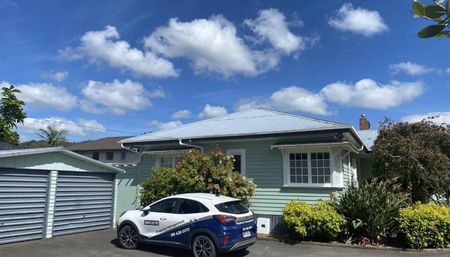 Spacious living near the CBD - Photo 4