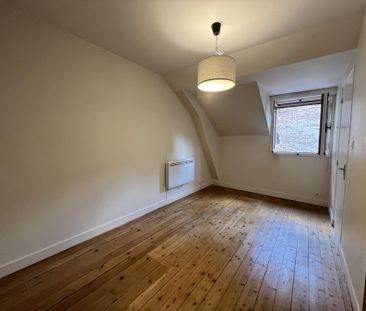 Location Appartement RENNES / Quartier CENTRE-VILLE - Photo 2