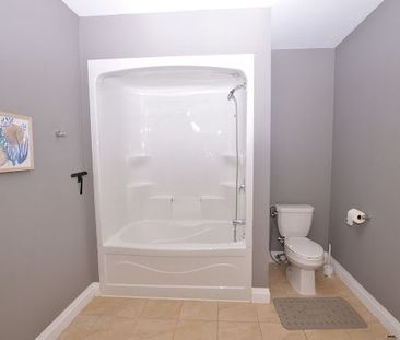 For Lease - 26 Wellington Street Unit# 105, St. Catharines, Ontario - Photo 2