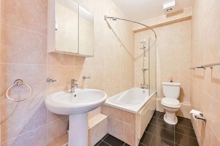 2 Bed Flat, Metro Central Heights, SE1 - Photo 5