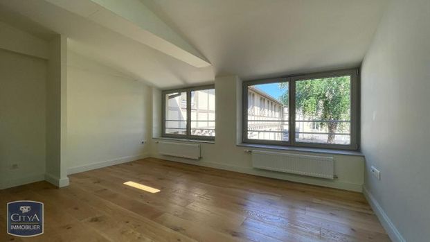 Location Appartement 3 pièces 51m² MULHOUSE 68200 - Photo 1