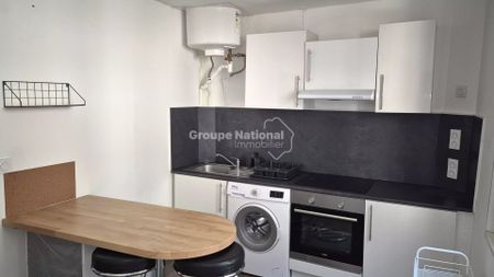 Location Appartement 2 pièces 34m² CARPENTRAS 84200 - Photo 5