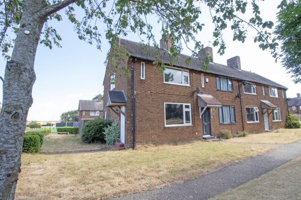 Lincoln Crescent, Kirton Lindsey, DN21 - Photo 1